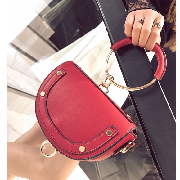 European Retro Rivet Handbag - Picture 4 of 8